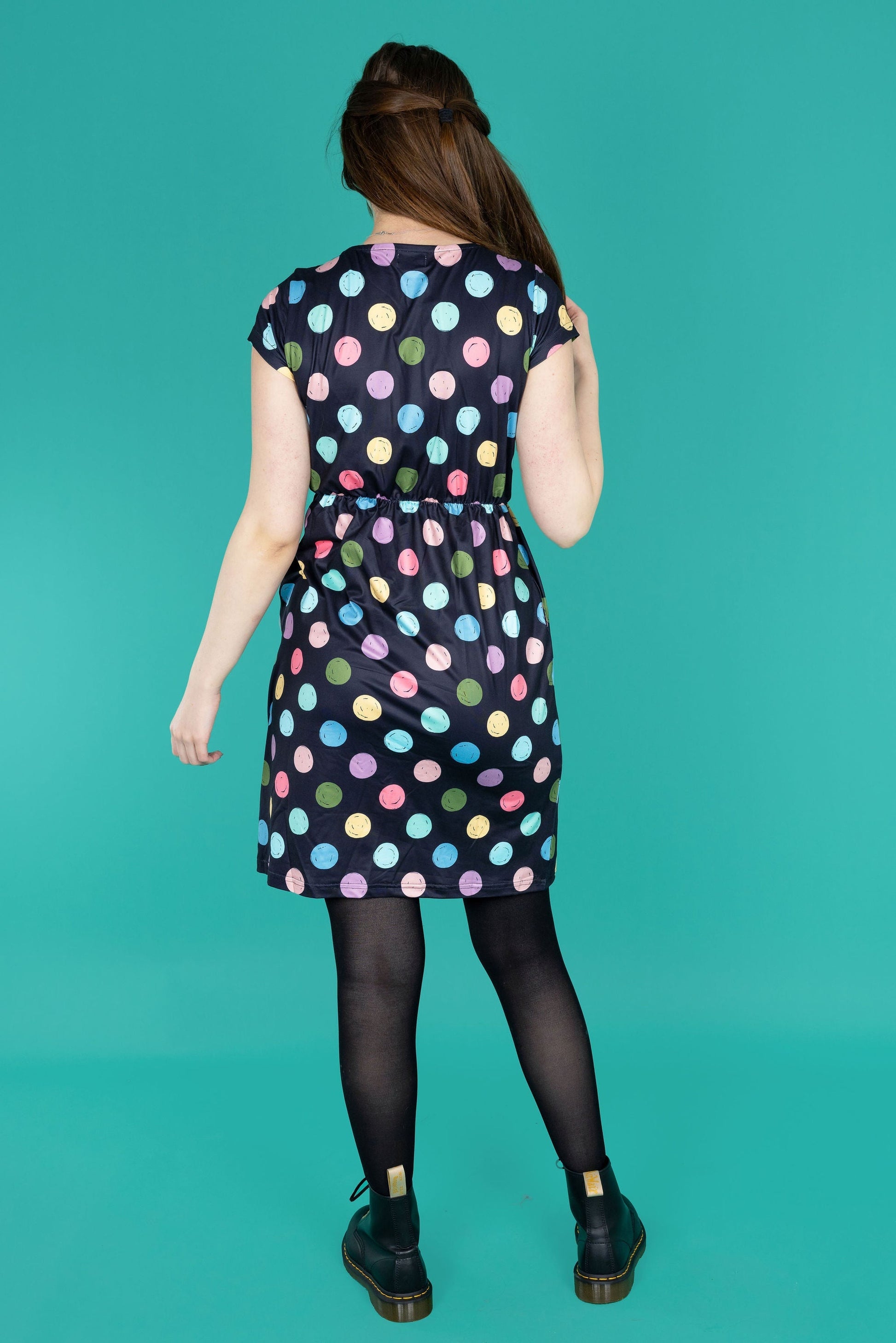 Shona Spot Breastfeeding Dress - Stylish Mum
